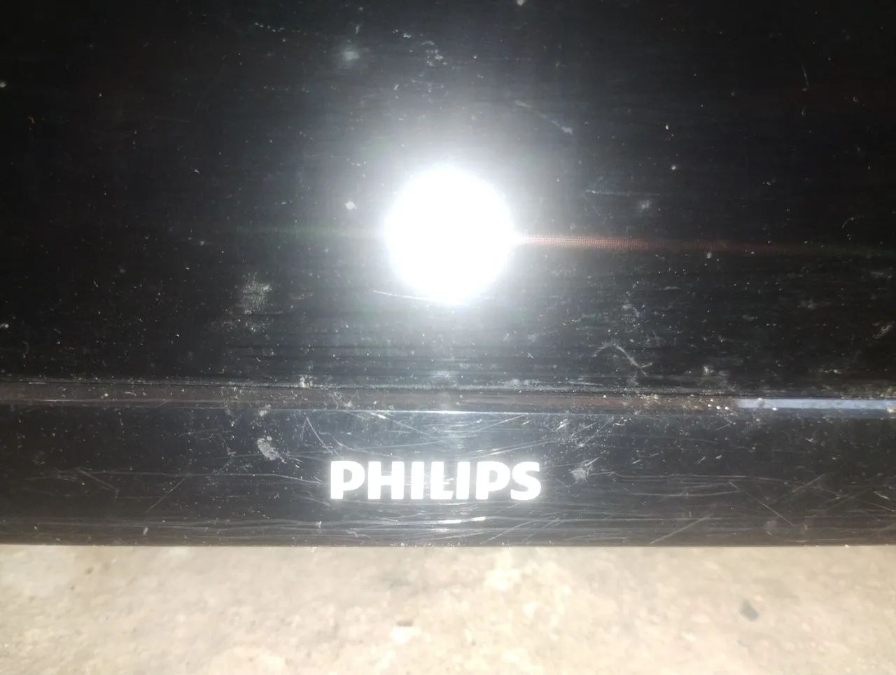 TV Philips 50" com defeito - Foto 3