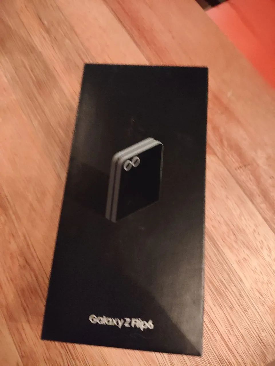 Samsung Galaxy Z flip6 TOP NOTA - Foto 6