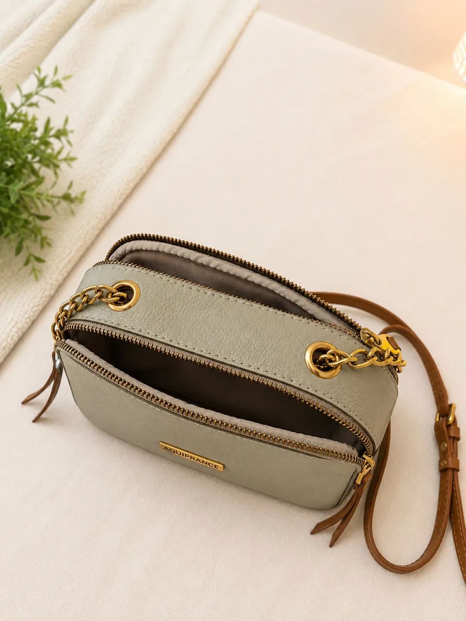 Bolsa transversal em couro legítimo - brechó online - Foto 3