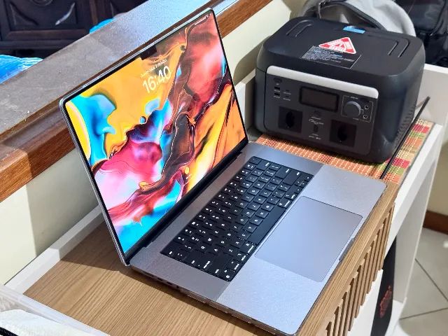 MacBook Pro 16 M2 Pro (12CPU / 19GPU) 16GB / 512GB