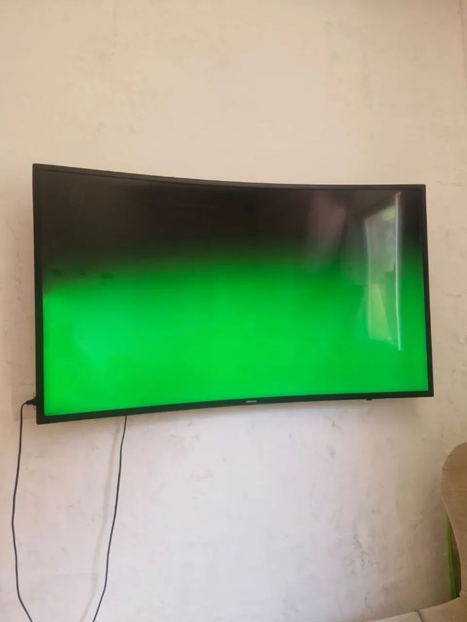 Smart tv 50" Samsung tela parcialmente queimada - Foto 2