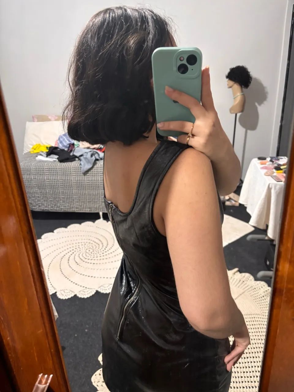 Vestido de couro - Foto 2