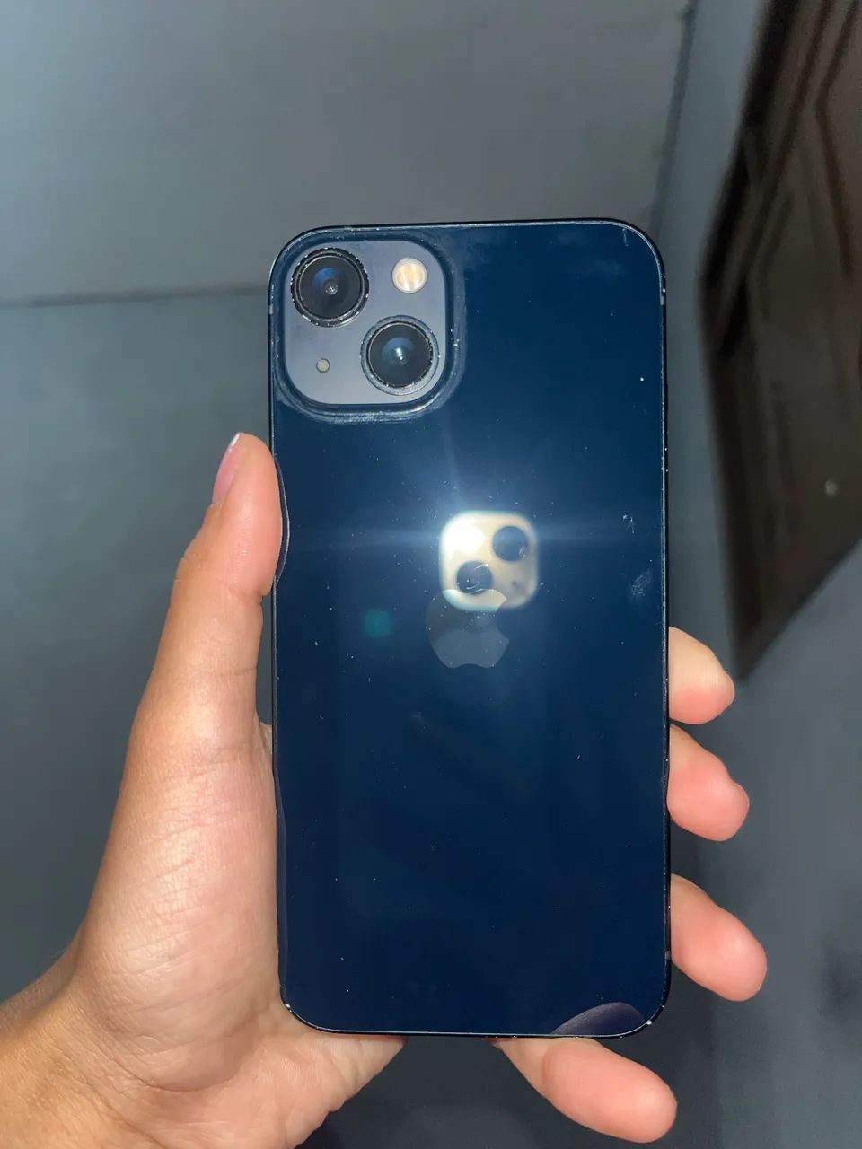 IPHONE 13- preto azulado 128gb - Foto 2