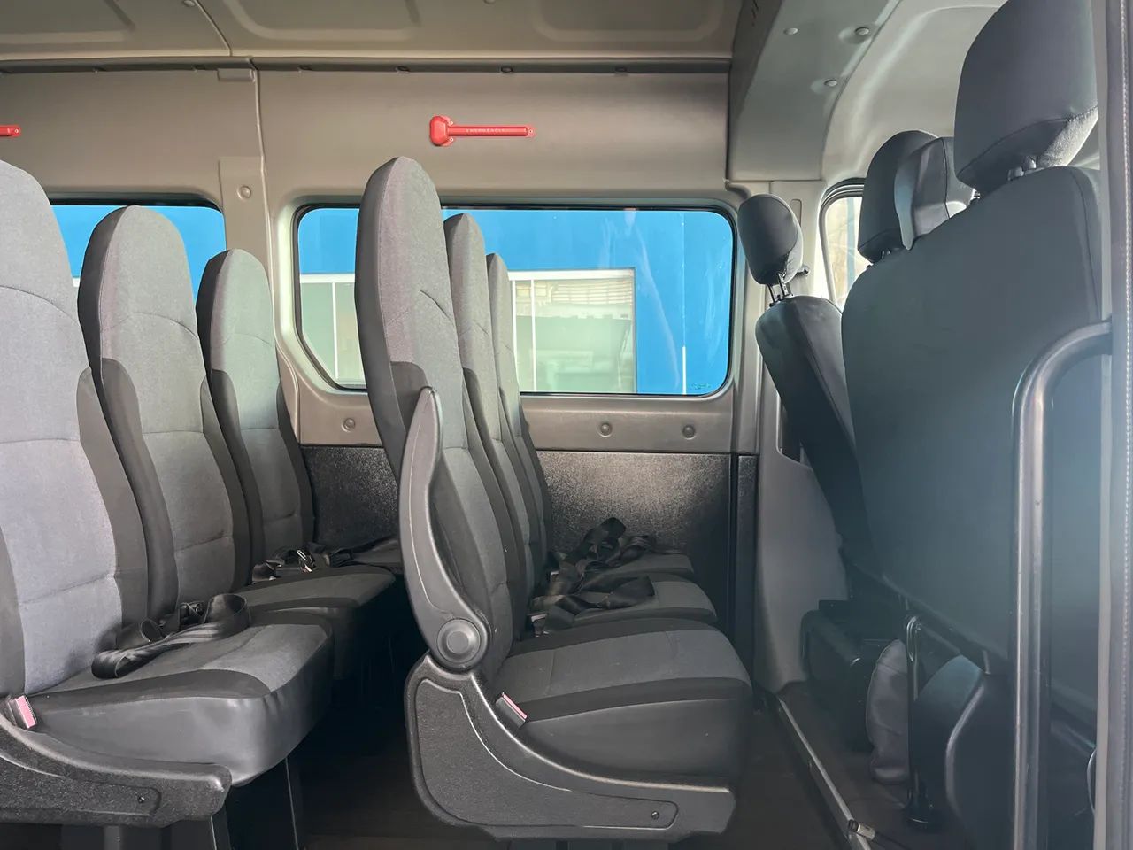 Renault Master 2.3 DCI STD Medio 16L Diesel 2017 - Foto 5
