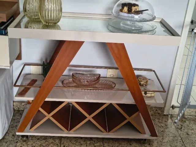 Rack e aparador