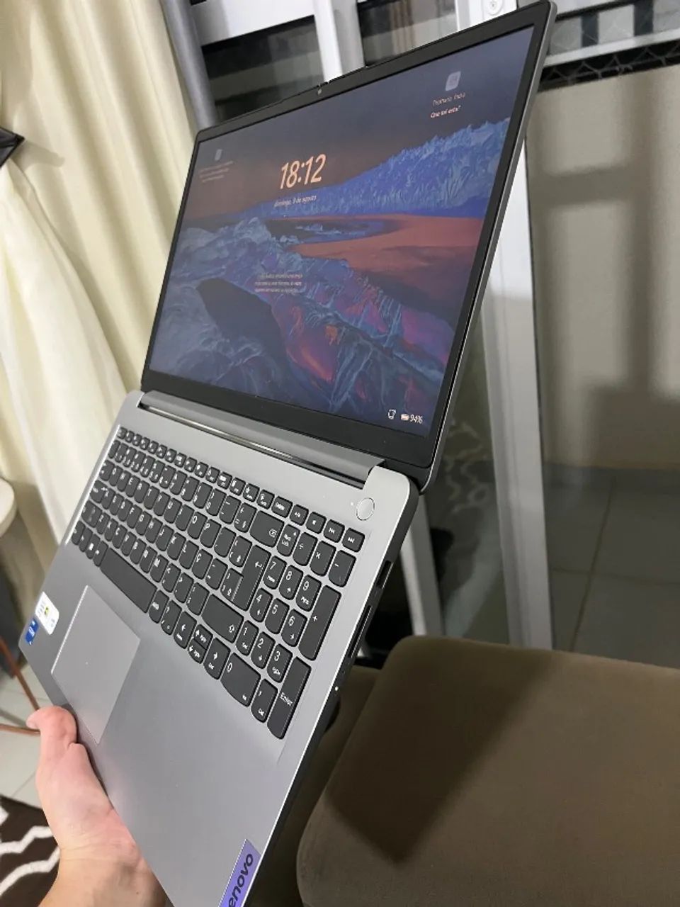 Vendo notebook Lenovo  - Foto 2