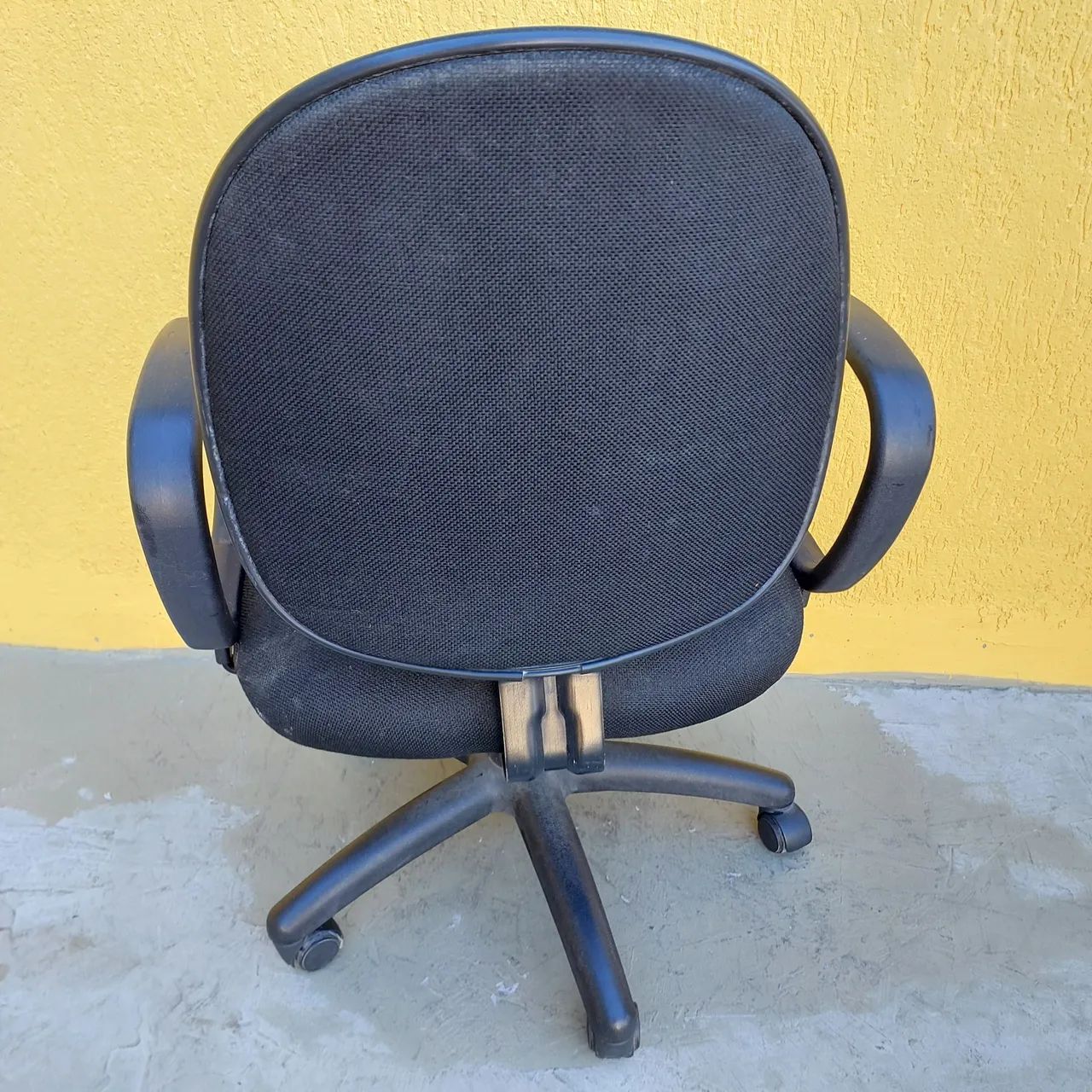 Cadeira escritorio  - Foto 4