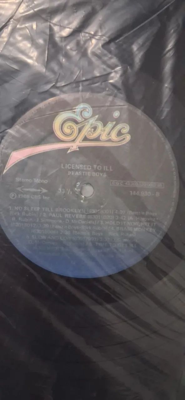 disco de vinil beastie boys licensed to ill usado - Foto 4