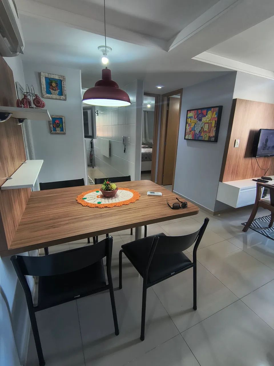 APARTAMENTO MOBILIADO NO CABO BRANCO PARA LOCAÇÃO ANUAL 