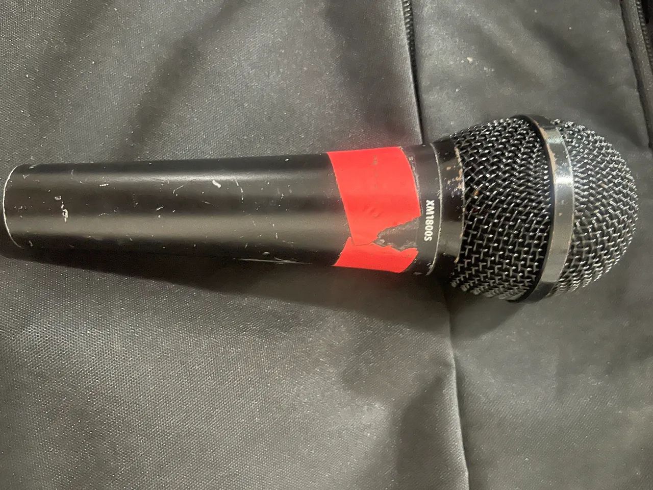  Behringer Ultravoice XM1800S Dinâmico