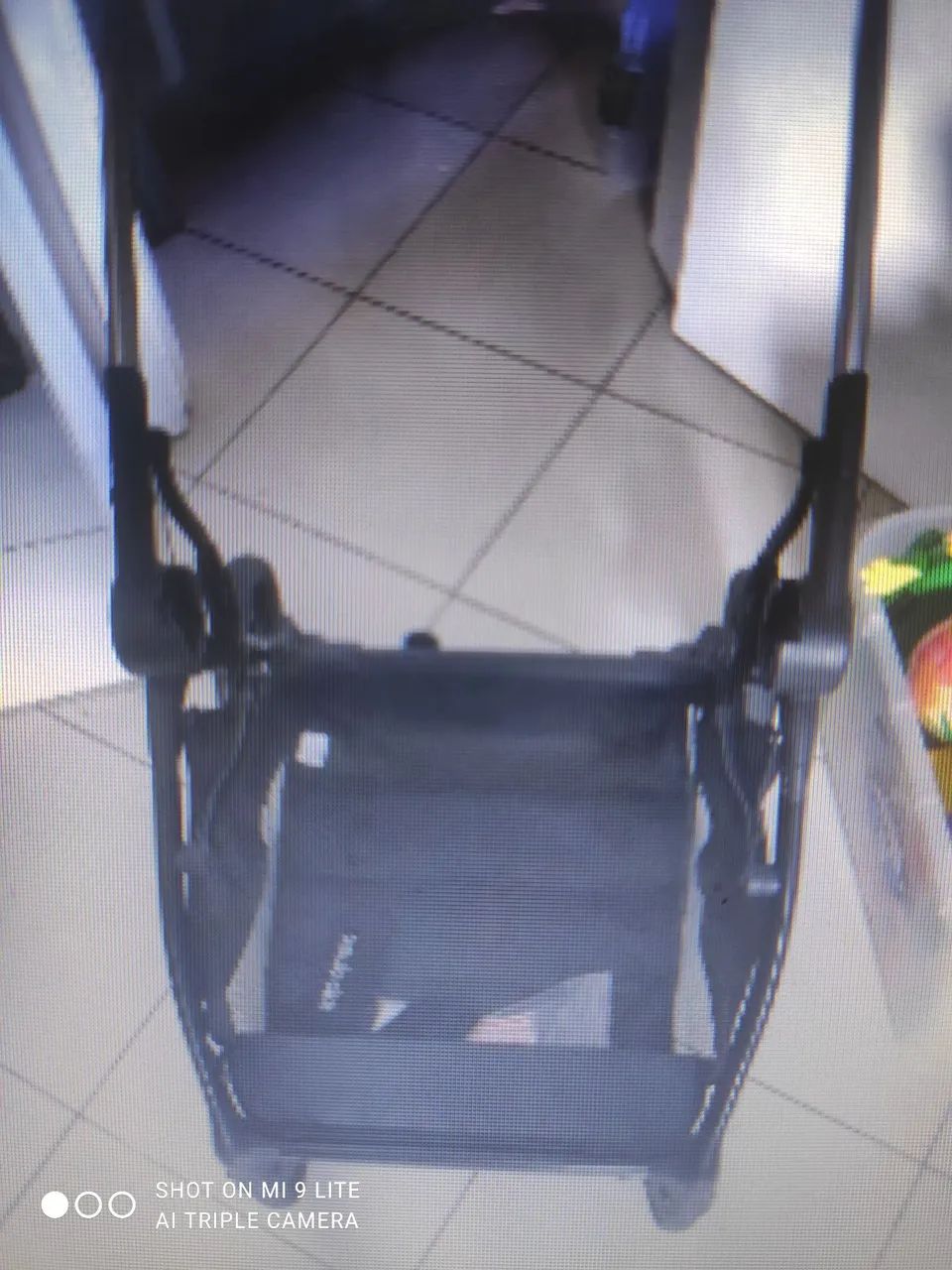 Carrinho de bebê SUPER LEVE E DOBRÁVEL.  Kiddo speedy  - Foto 4