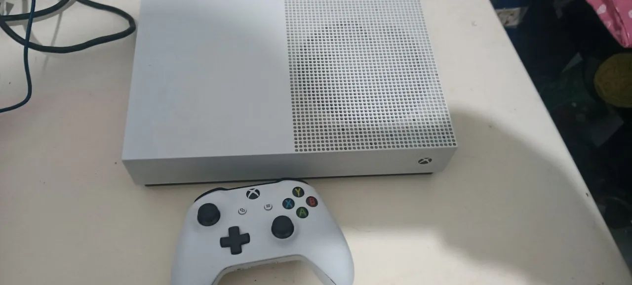Xbox one S - bem cuidado - Foto 3