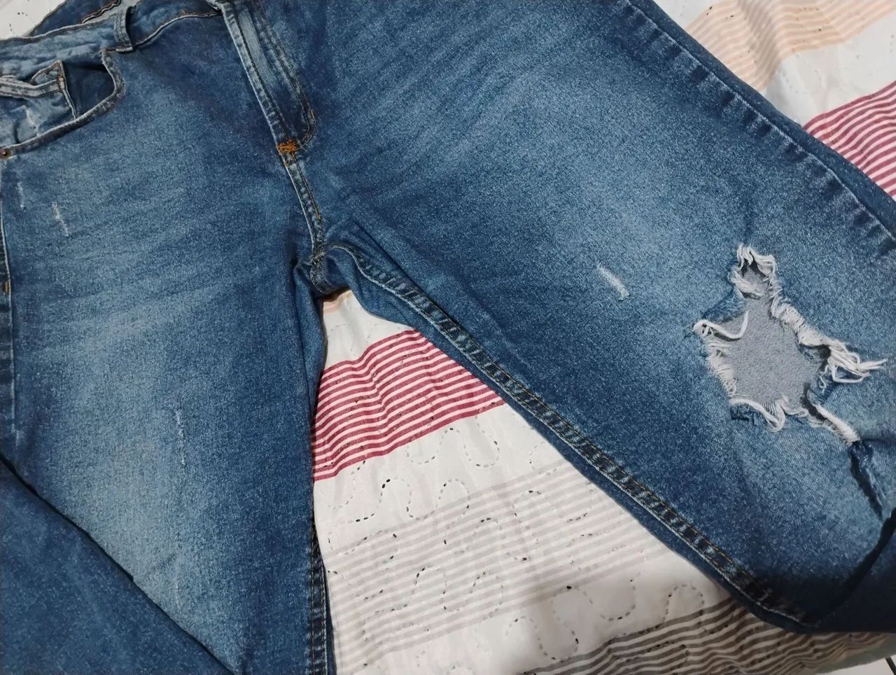 CALÇA JEANS TAM 44/46 - Foto 2