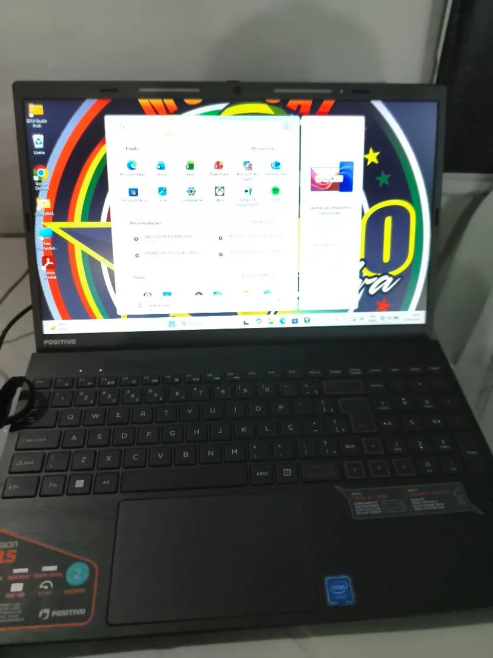 Note semi novo 8 ram 128ssd 15 polegadas 