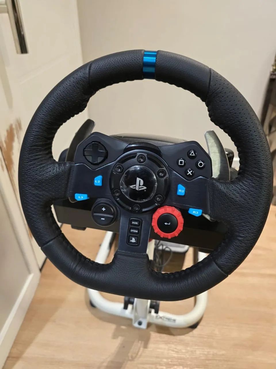 Volante Logitech G29 Drivingforce Para Ps3/ps4/ps5 C/suporte - Foto 3