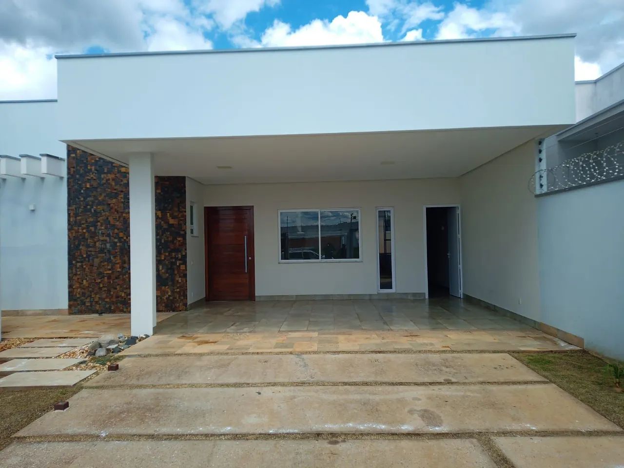 Aluguel Casa Completa