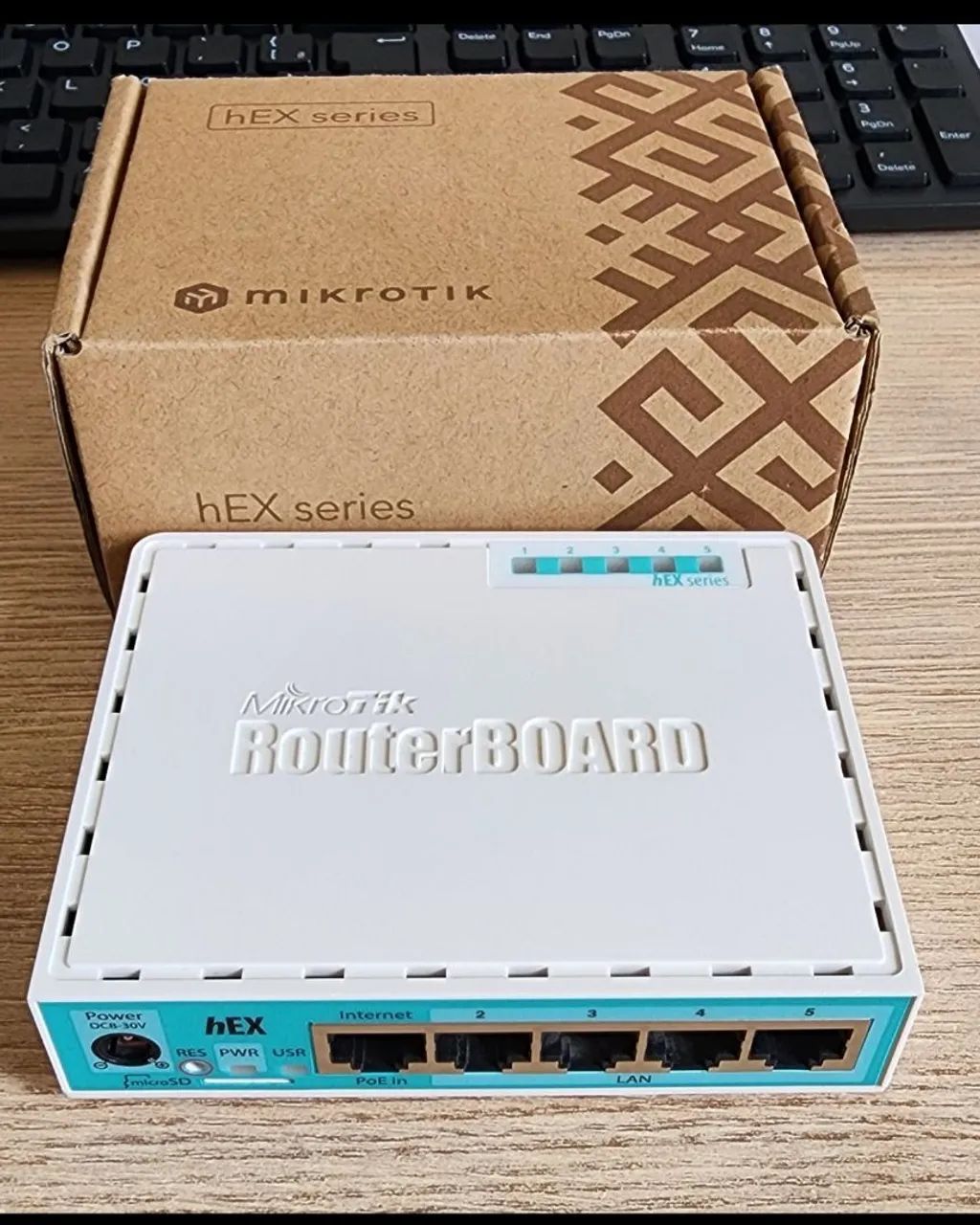 Mikrotik Roteador Routerbord Rb750gr3