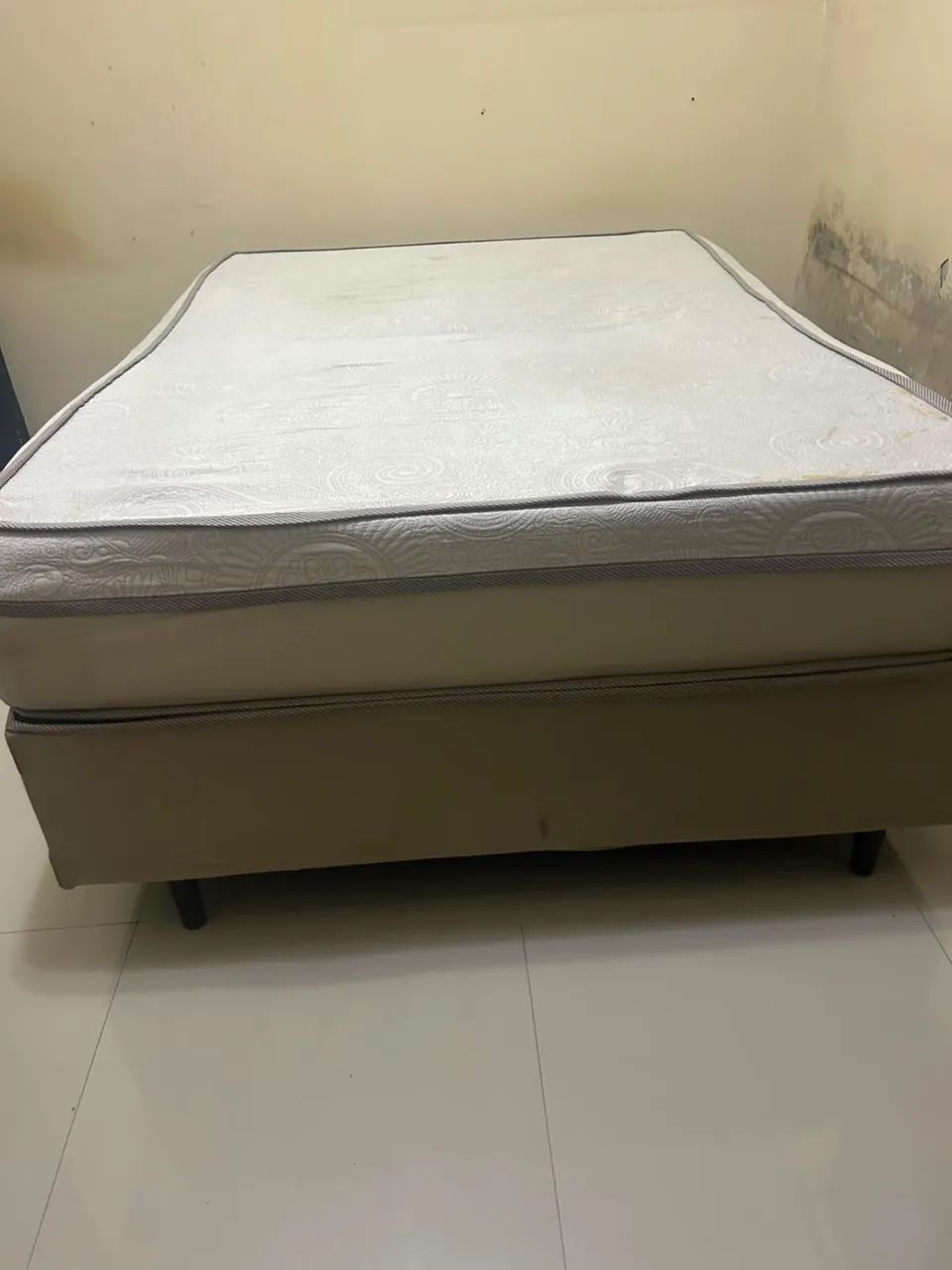 Cama box casal 