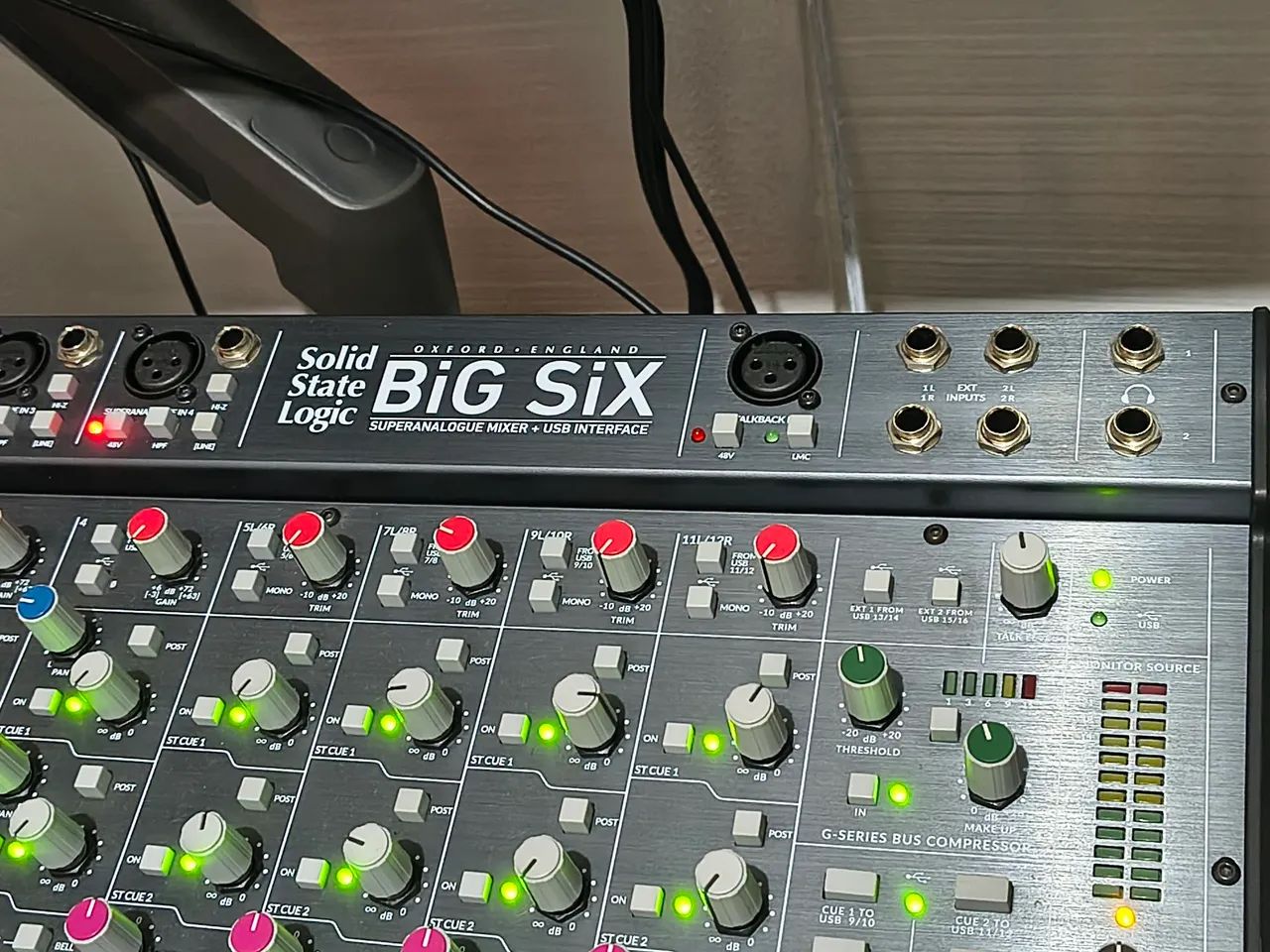 SSL BiG SiX | Mesa Analógica + Interface de Áudio USB 16x16 | Estado de Nova