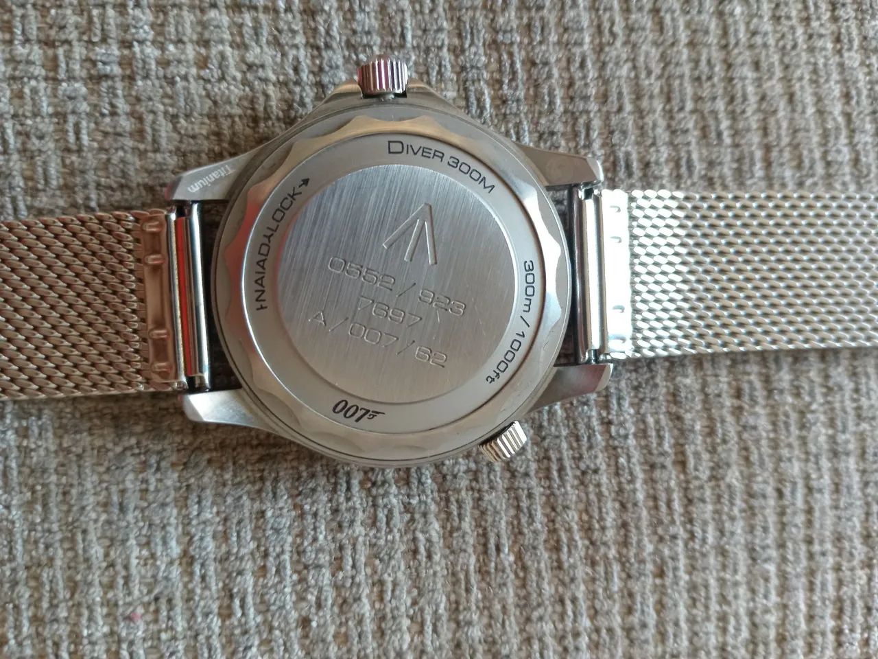 Relogio Omega Seamaster Diver 300M "007 Edition - Foto 2