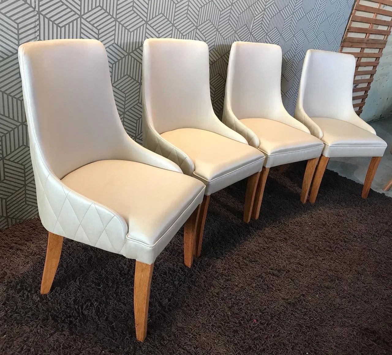 CADEIRAS ELEGANTES PARA SALA DE JANTAR