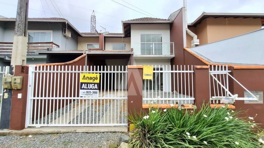 Geminado com 2 quartos no bairro Vila Nova.