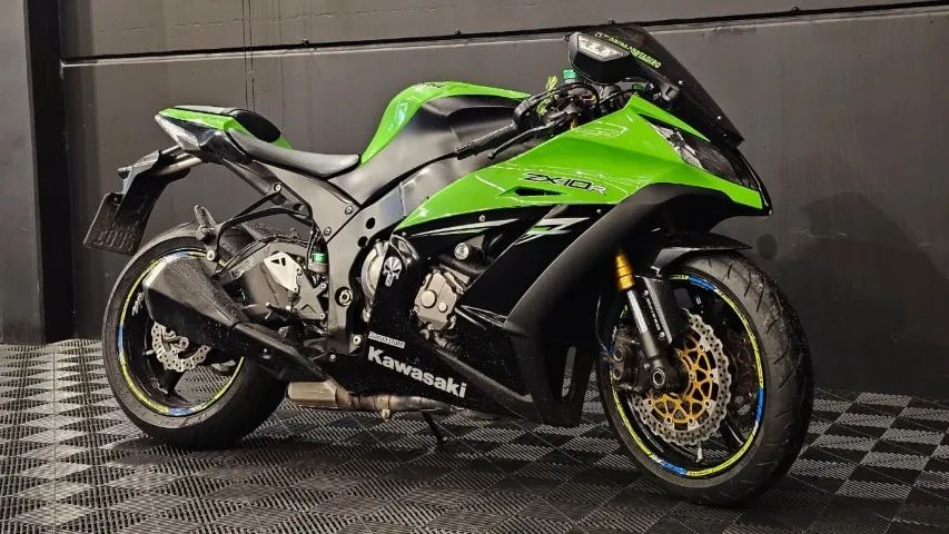 Kawasaki Zx-10/ Zx-10r 1000cc 2013 - 1495115197 | OLX
