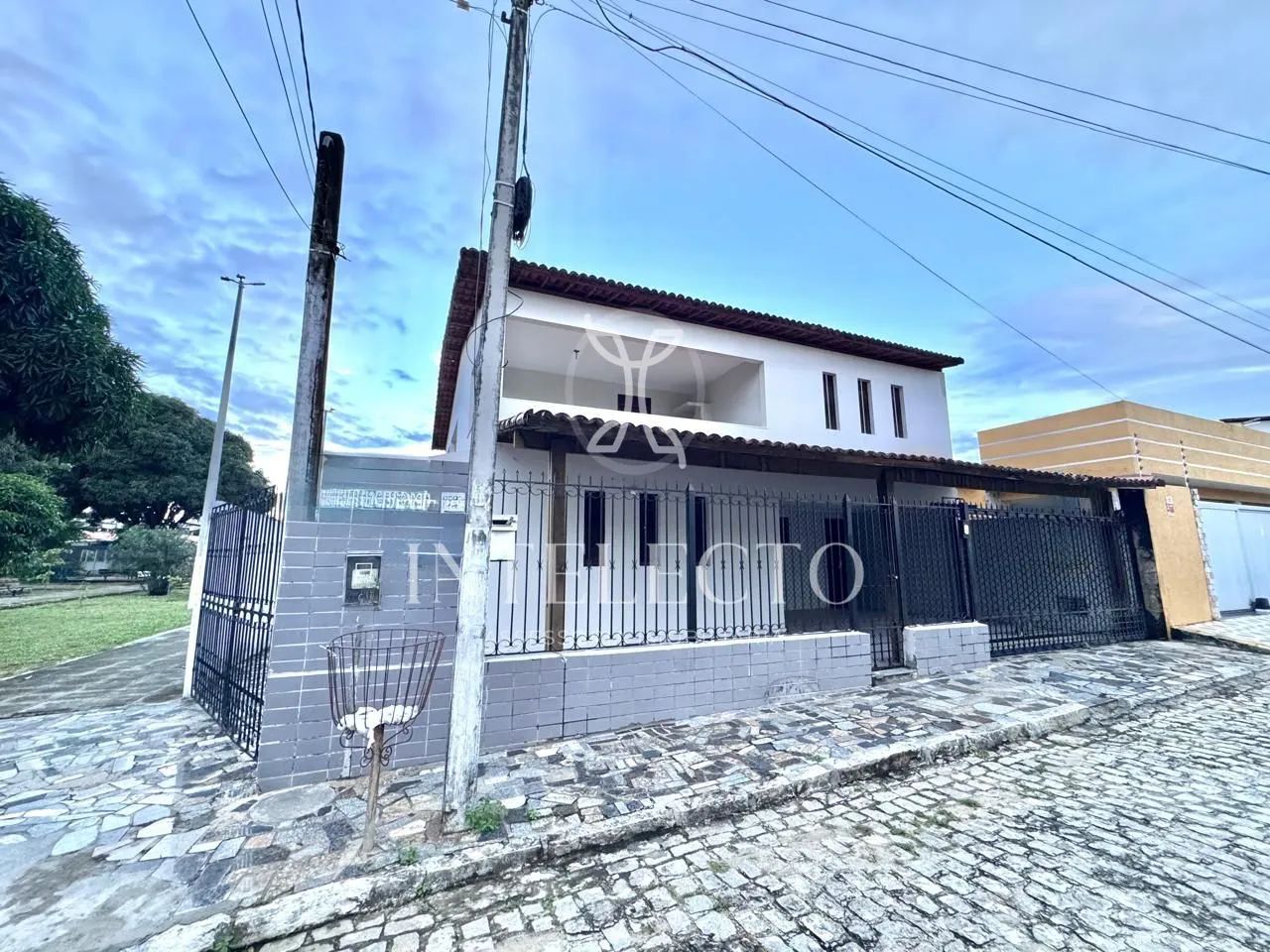 Casa 5 dormitórios à venda Lagoa Nova Natal/RN