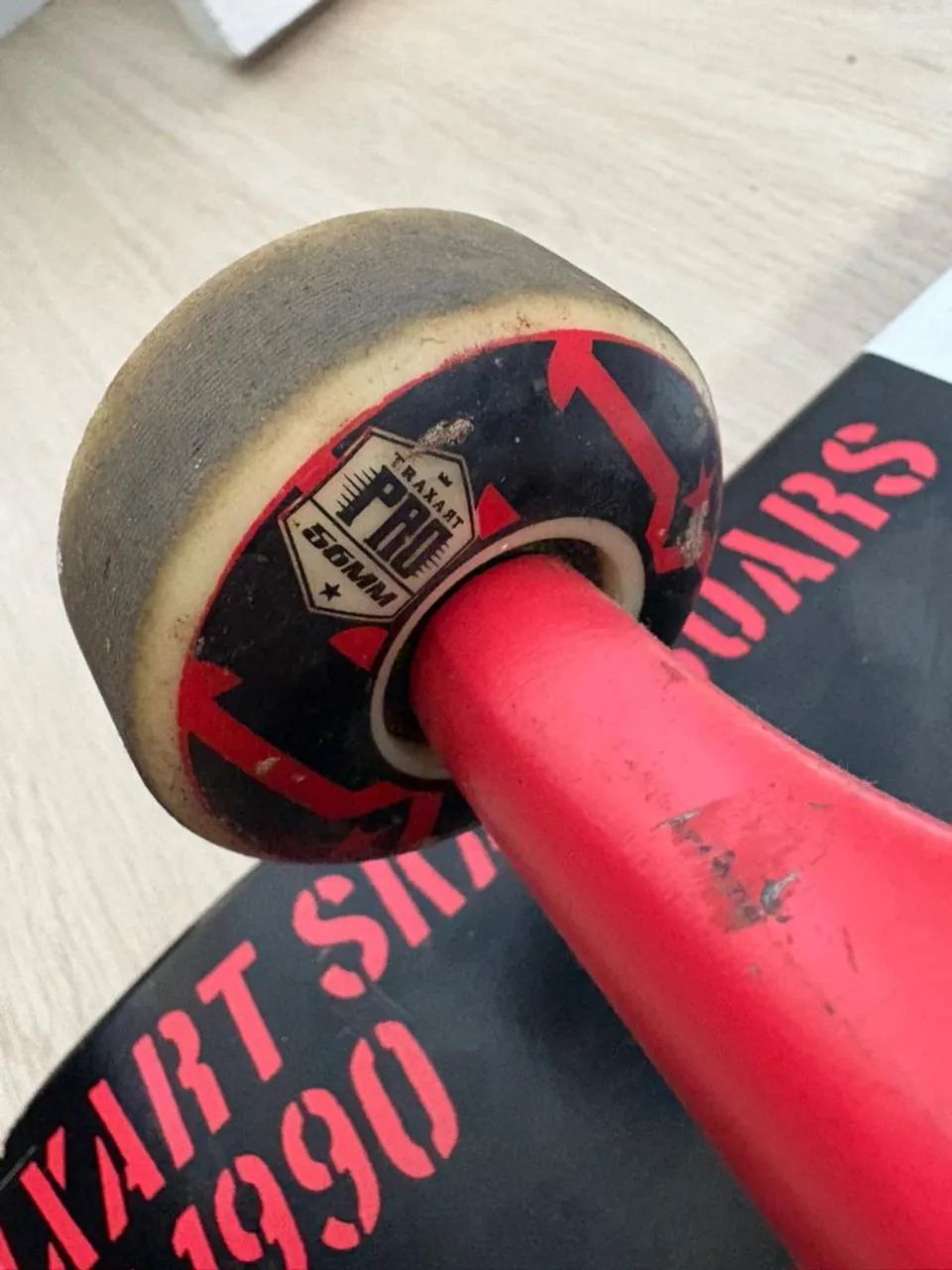 Skate Profissional Traxart Maple Canadense - semi novo