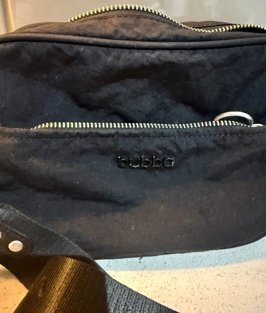 Bolsa feminina Bubba em nylon preta - Foto 4