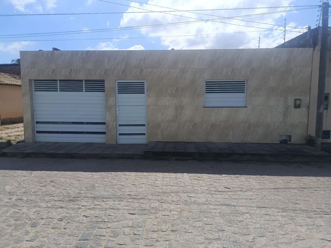 Vende-se em   Rio real bahia *1