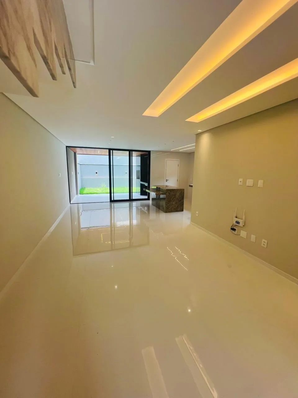 CASA DUPLEX NOVA EM CONDOMINIO DE LUXO NA MARAPONGA... - Foto 2