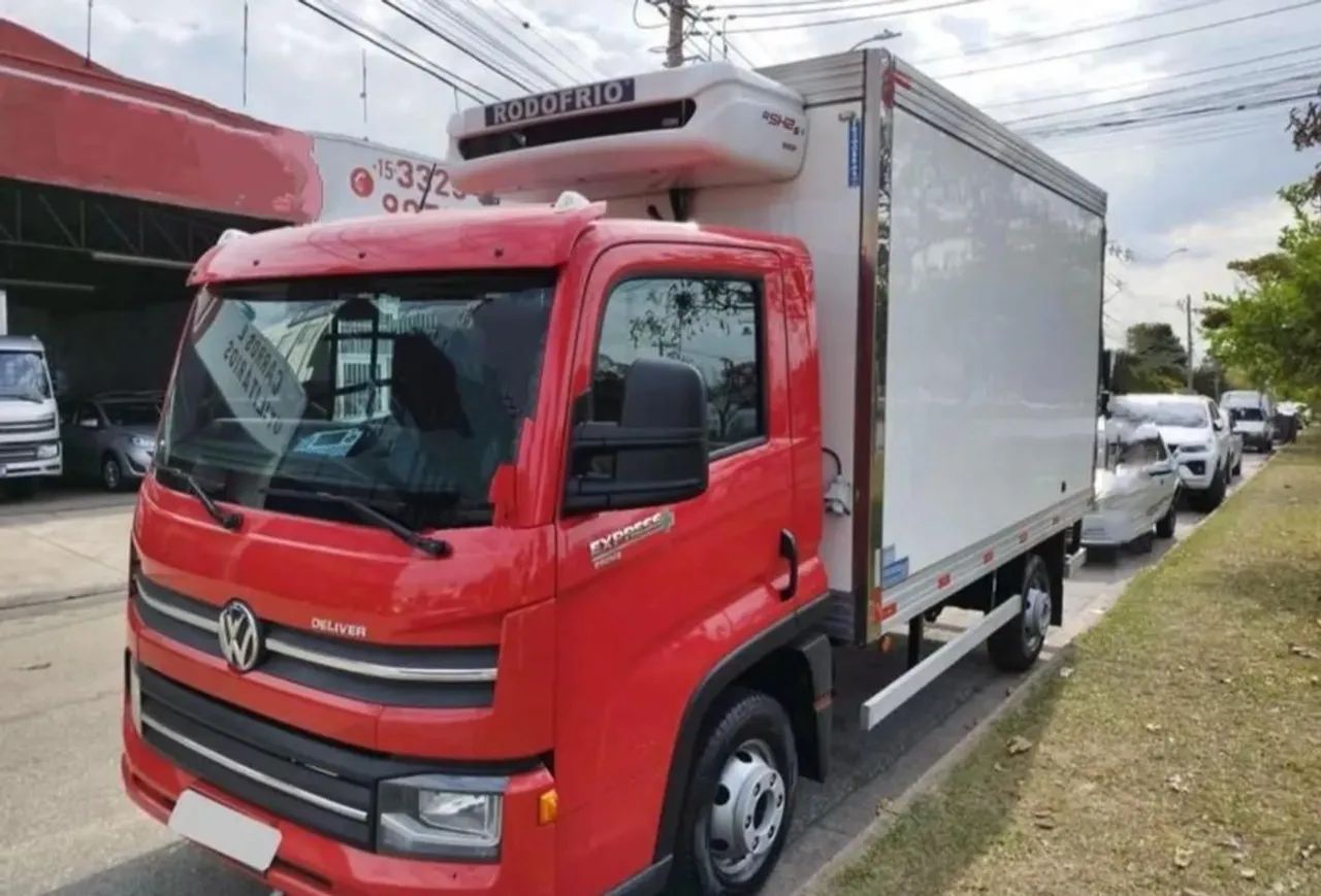 VW Delivery Express Baú Refrigerado 2019