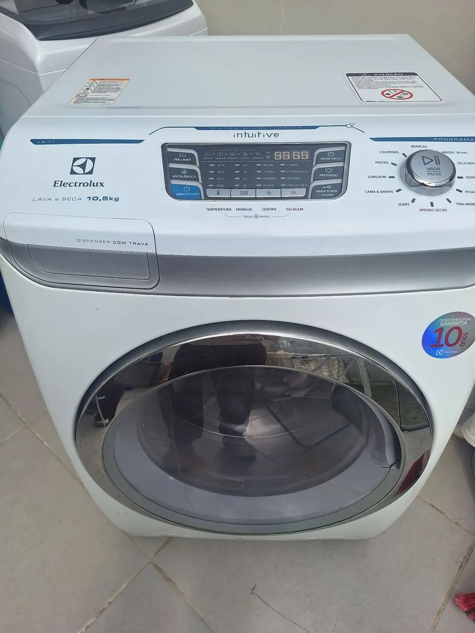 Máquina lava e seca 