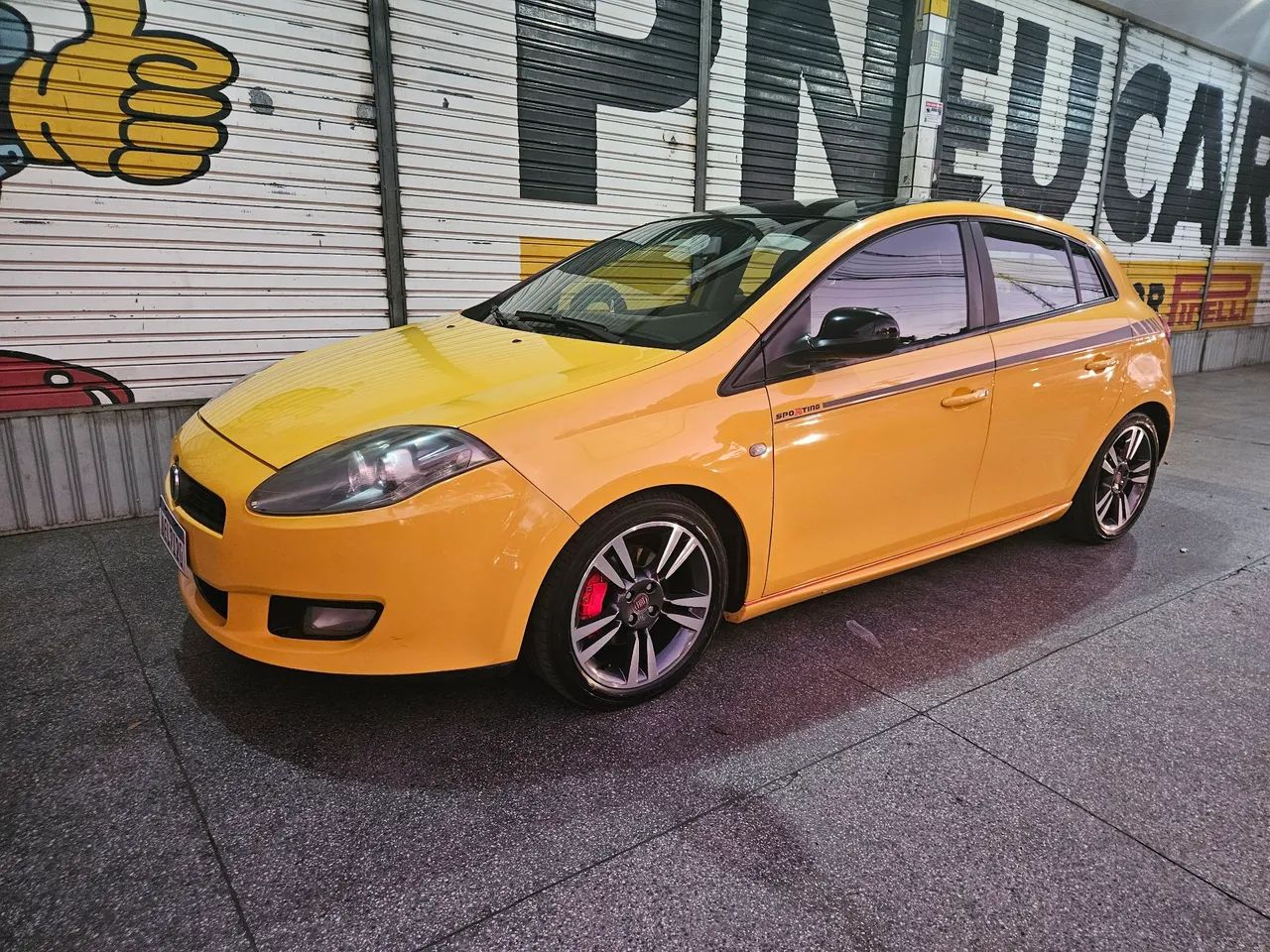 Fiat Bravo Sporting 1.8 Dualogic Flex 16V 5P 2013