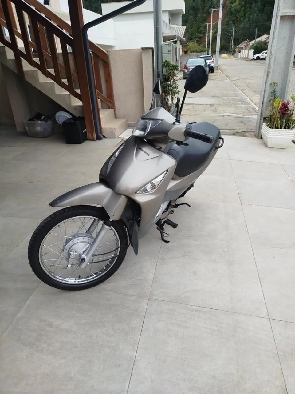 Honda Biz 125 ES - Foto 4