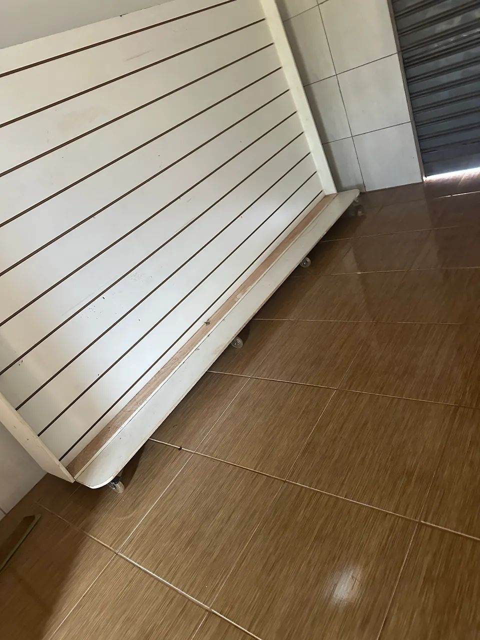 Painel canaletado com rodinhas  - Foto 3
