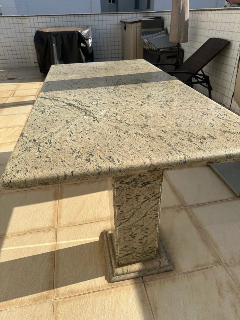 MESA DE GRANITO PARA ÁREA GOURMET