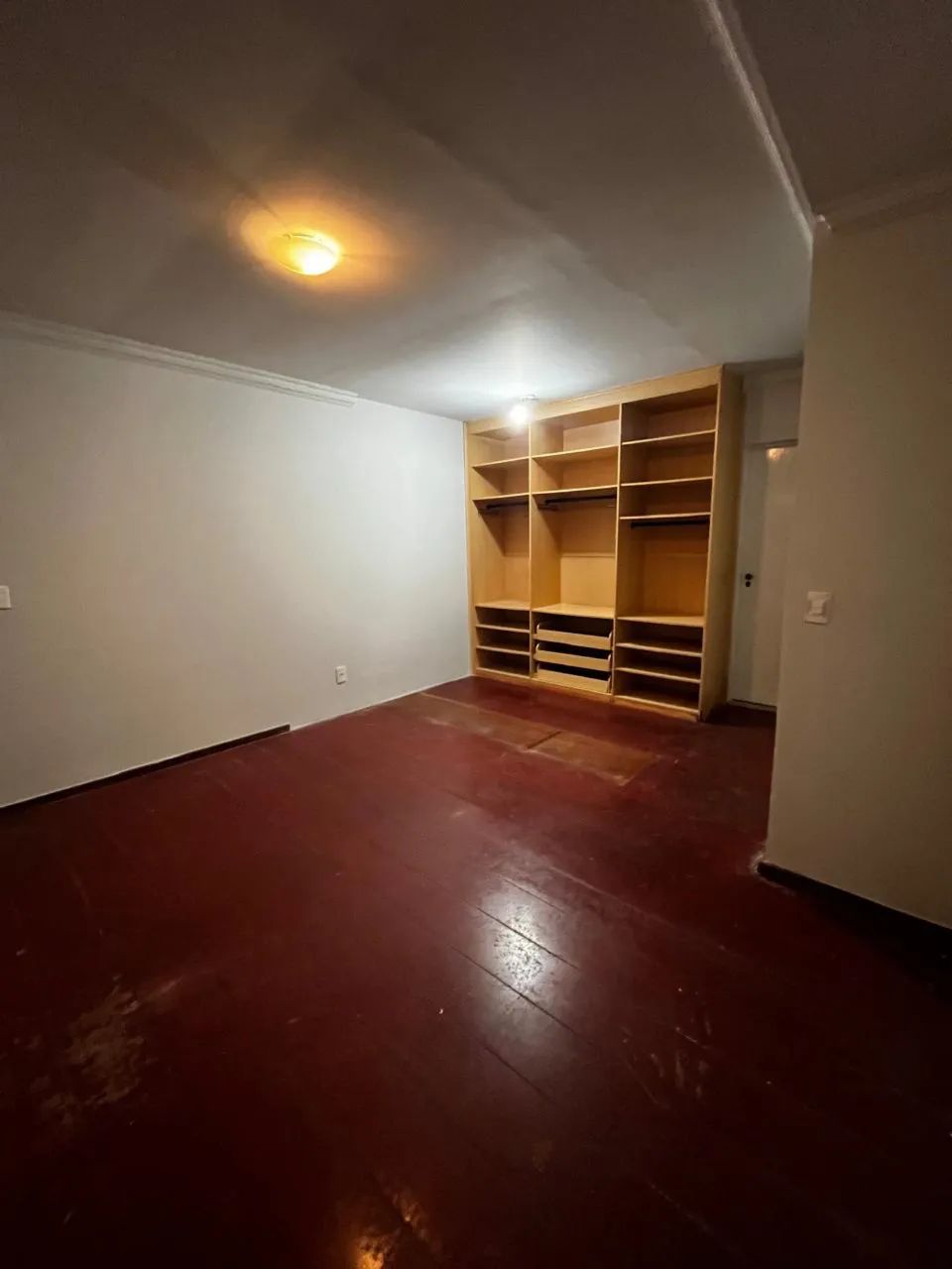 Alugo casa com 3 quartos, sendo uma suite. - Foto 5