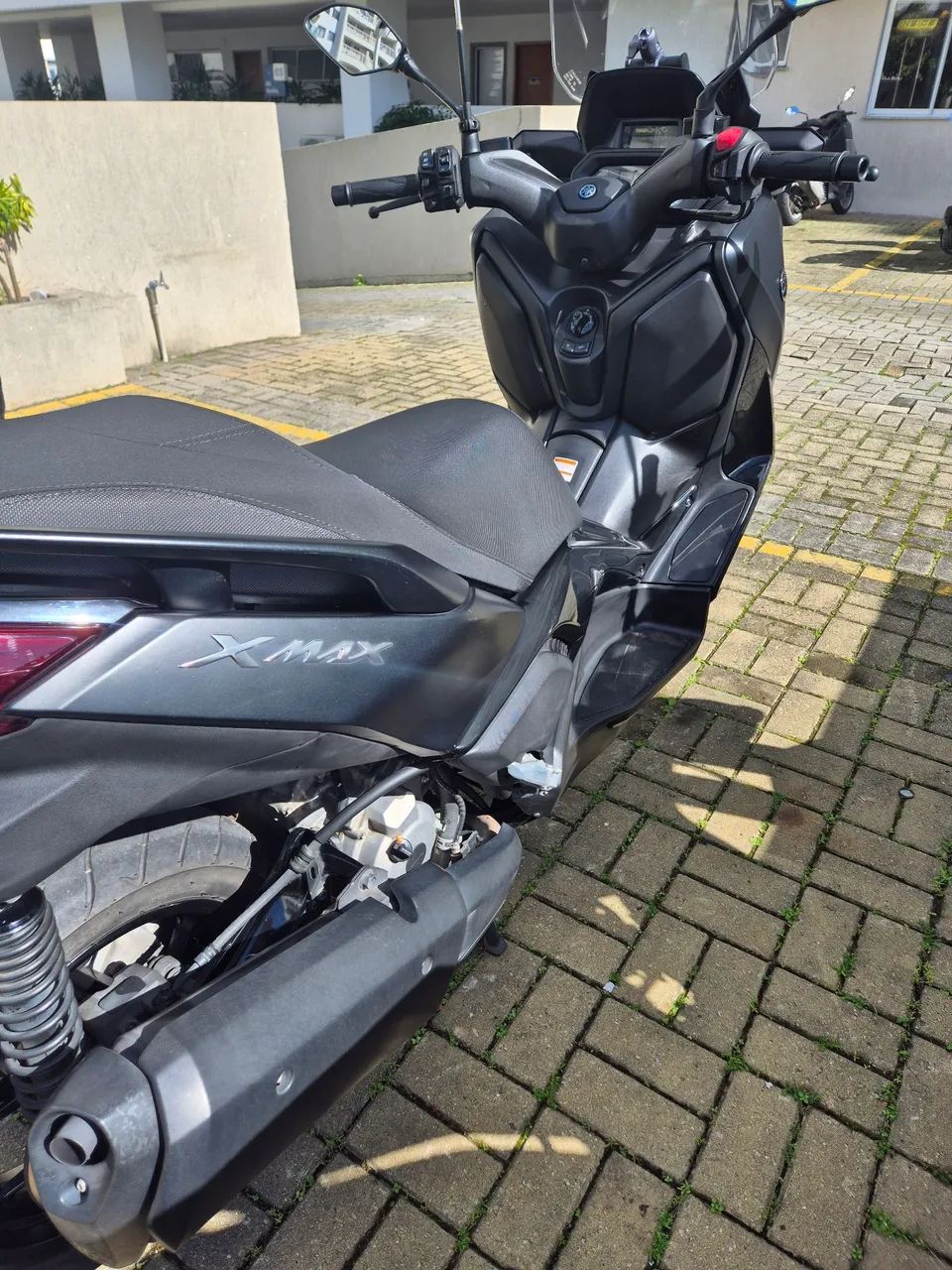 Vendo XMAX 250 2025  - Foto 3