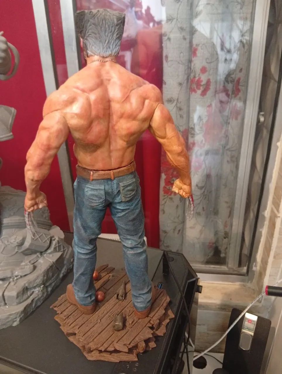 Wolverine 3D feito em resina  - Foto 2