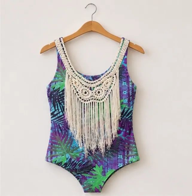 body estampado com franjas 