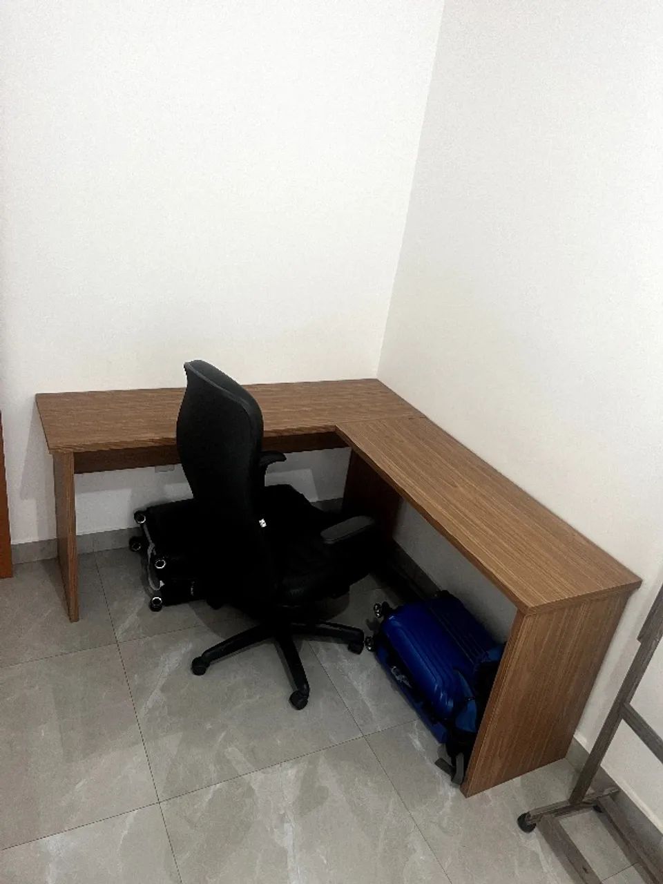 Mesa de escritório profissional + Cadeira executiva - Foto 2