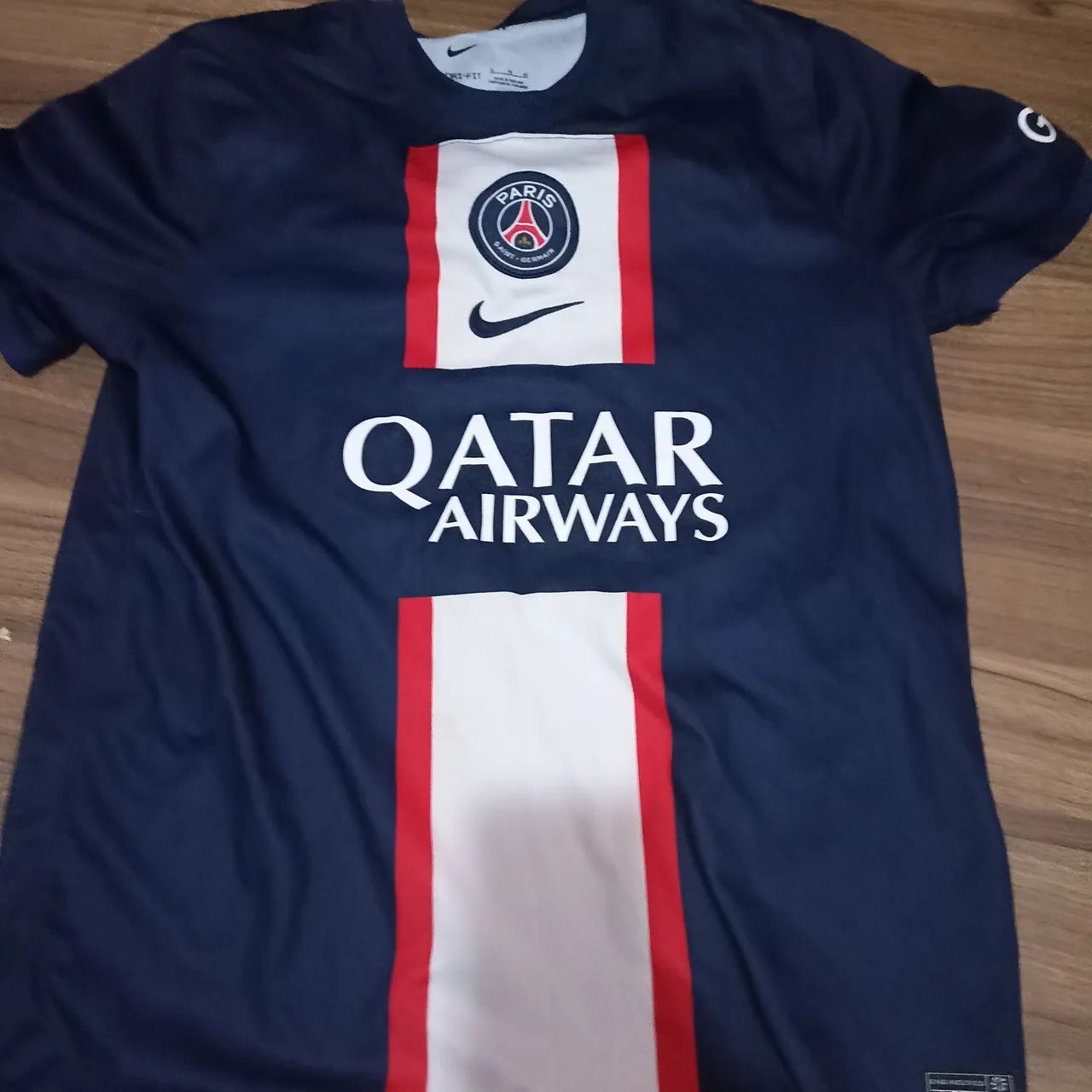 camisa do PSG Neymar 