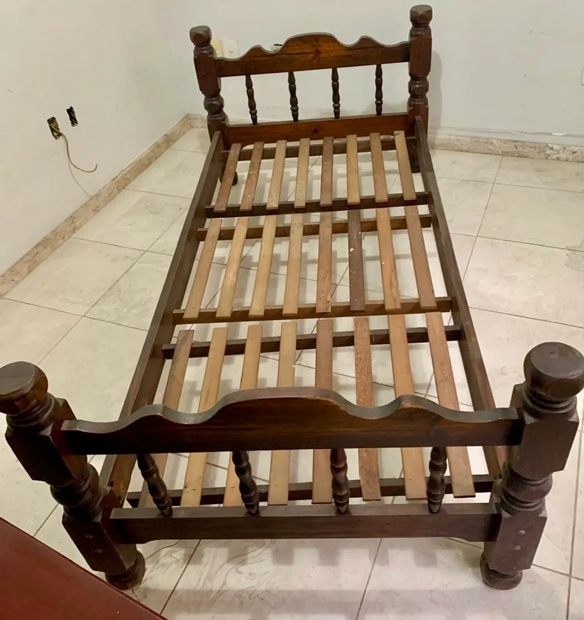 Cama de solteiro em madeira  - Foto 2