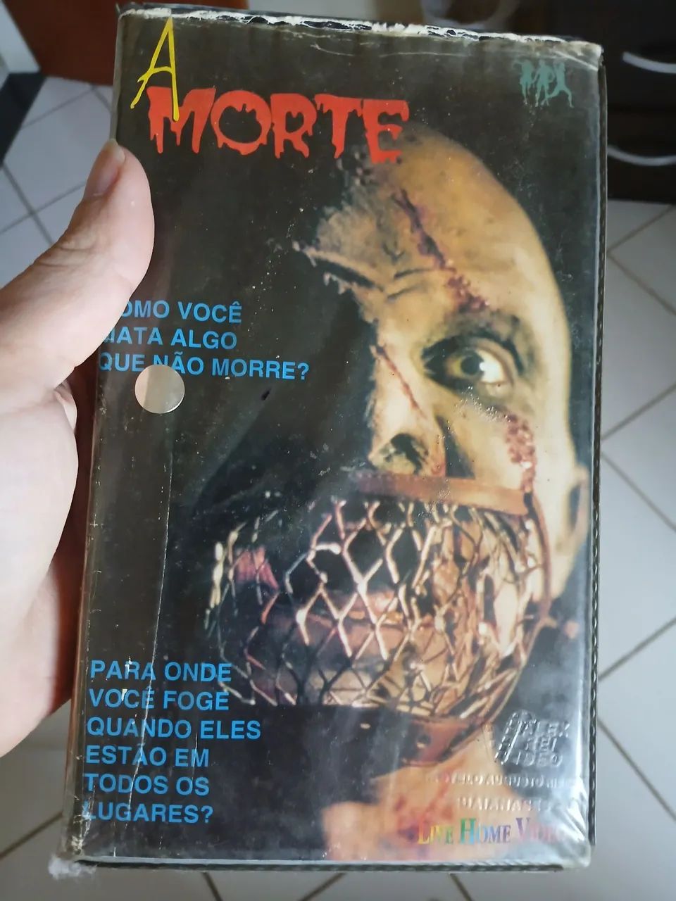 Vhs a morte dead next door terror 