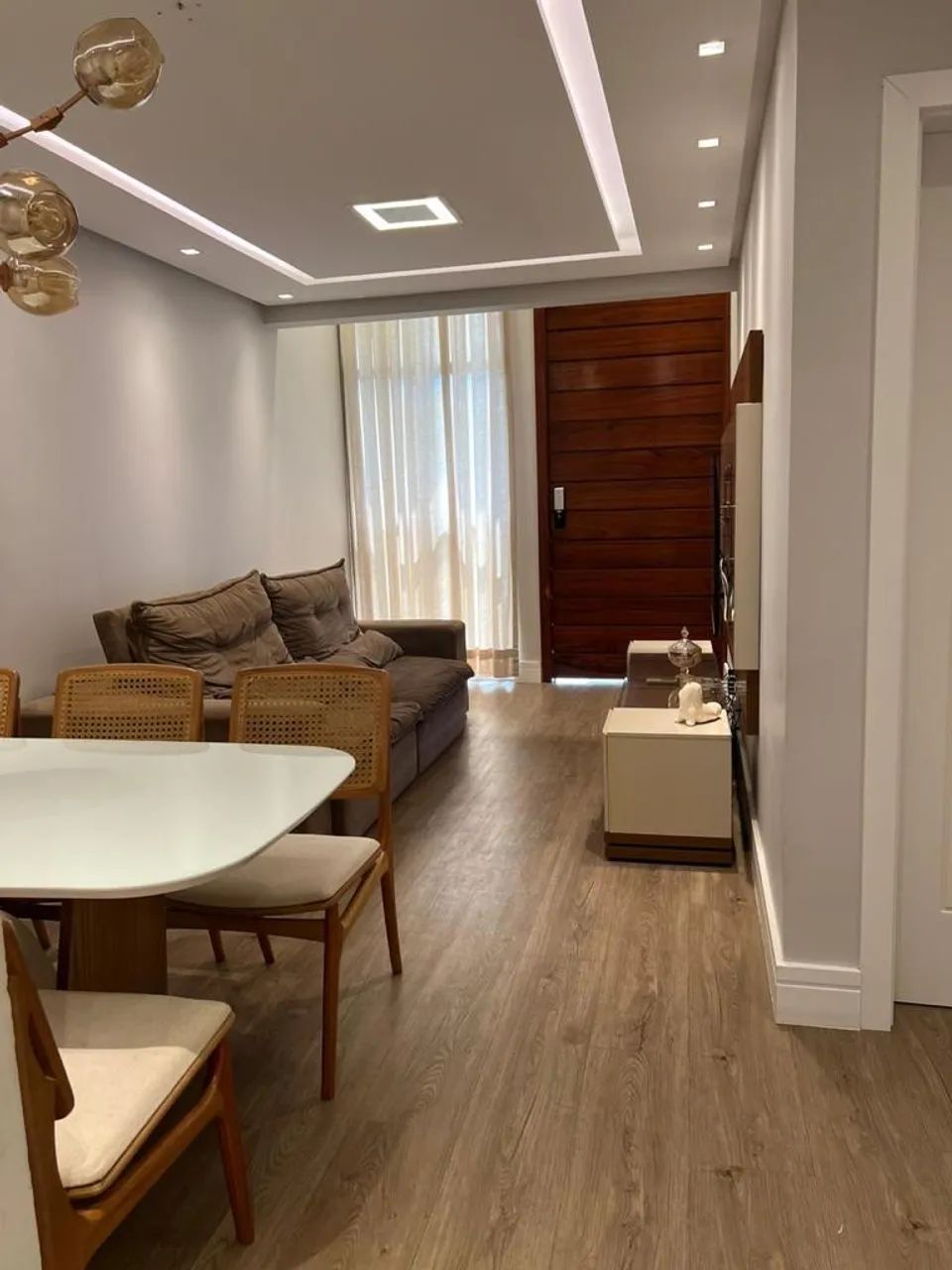 CASA MOBILIADA, COND. ELEGANCE RESIDENCE 3/4 é uma SUÍTE  - Foto 4