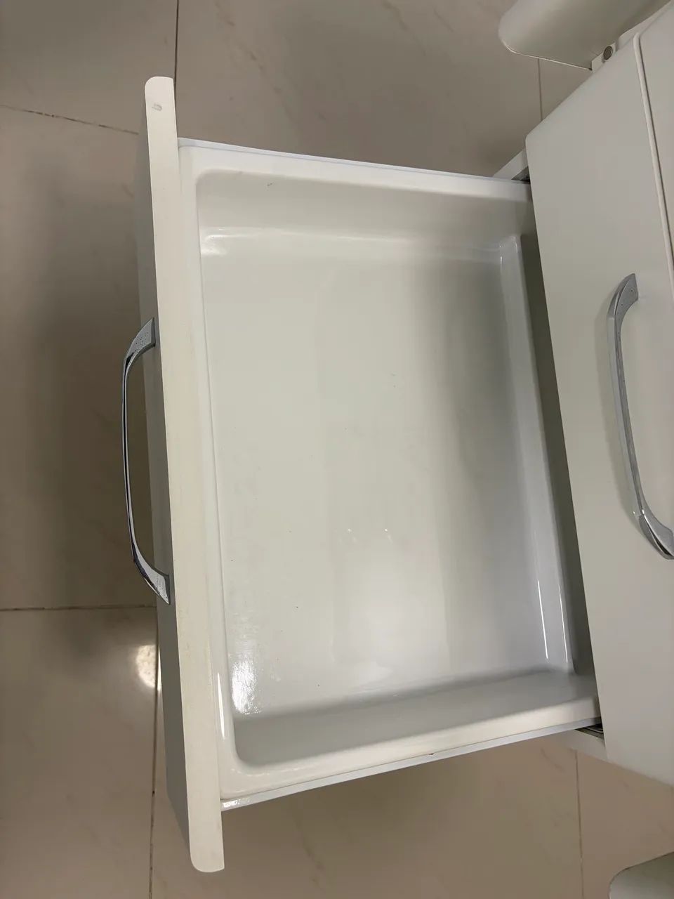 Gaveteiro Odontológico Branco c Mesa Auxiliar  - Foto 4