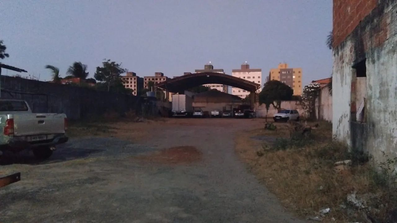 Galpão Garagem 1500 m2 no Jóquei clube - Foto 5