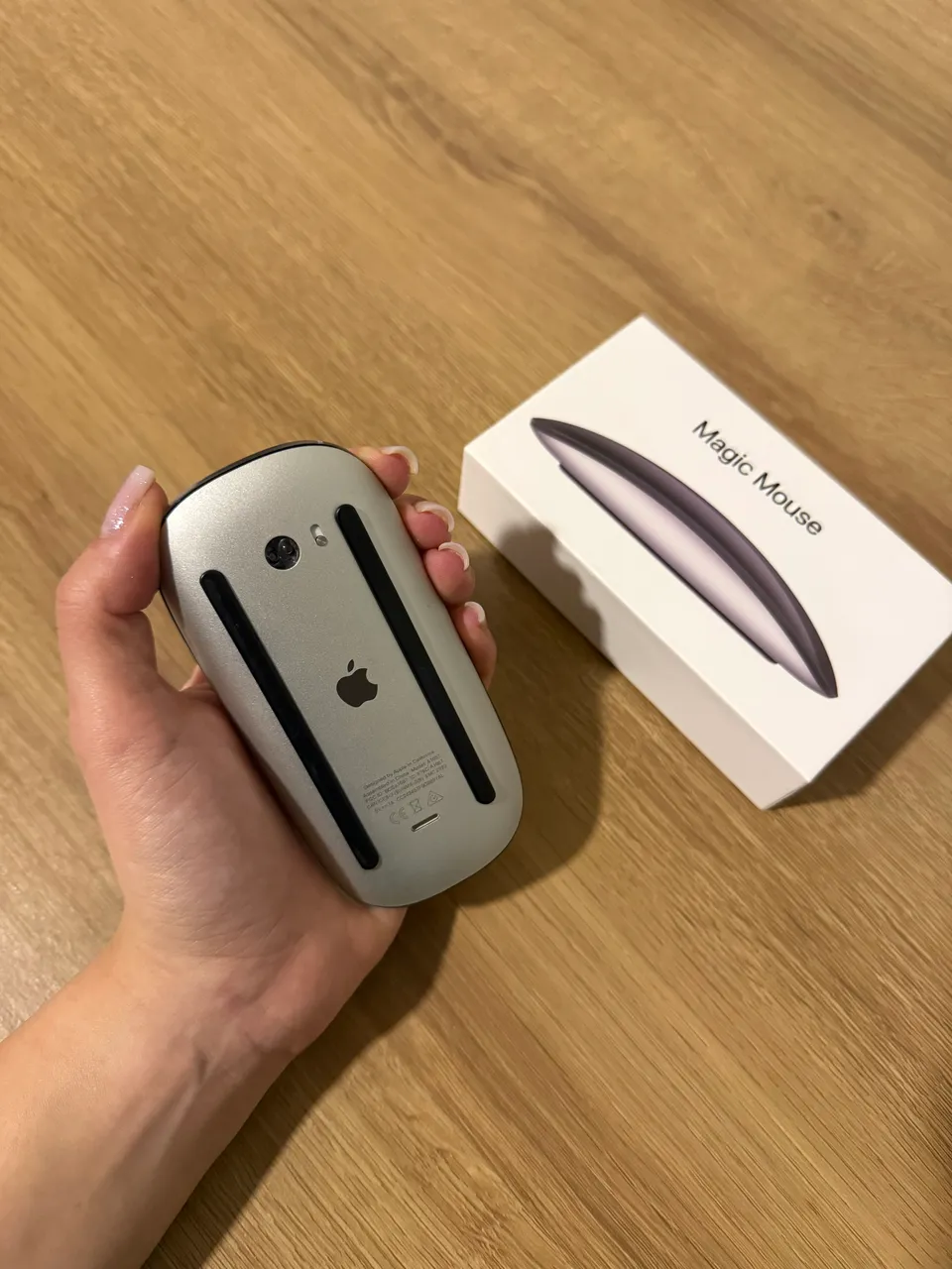 Apple Magic Mouse A3204 MXK63BE Bluetooth Sem Fio - Preto Original